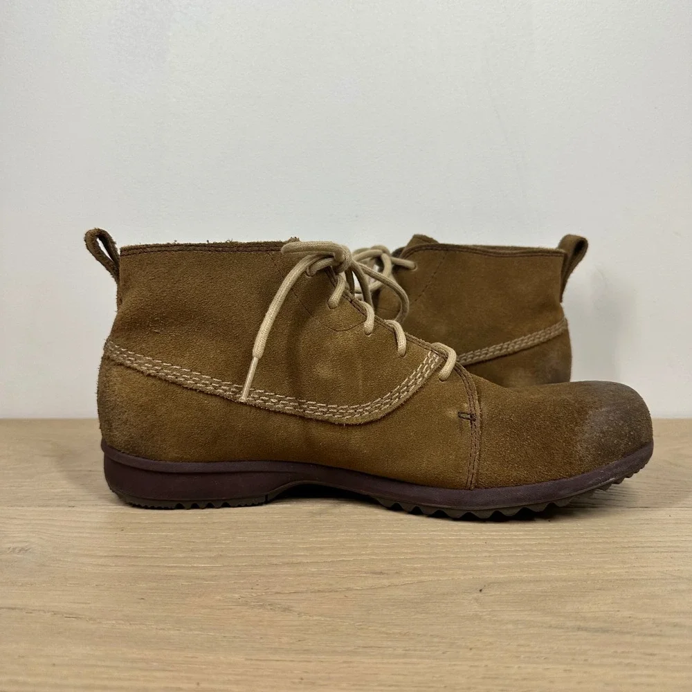 Sorel Chukka Boots Mens 10.5 Brown Leather Suede Lace Up Rugged Outdoor